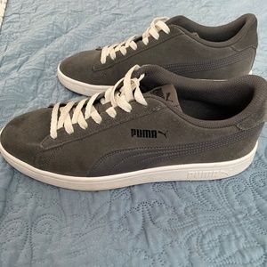 PUMA Unisex-Adult Smash v2 NBK Sneaker